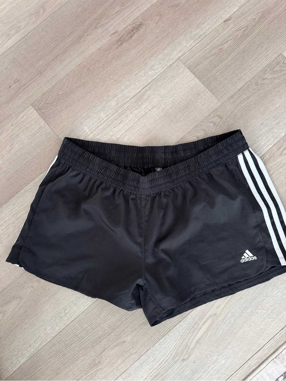 🖤 Adidas AEROREADY 3-Stripes Athletic Shorts – XL